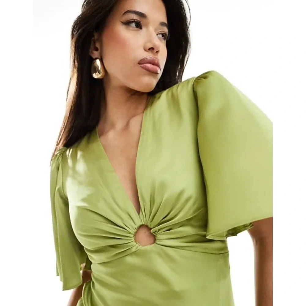 Abercrombie & Fitch Angel Sleeve O-Ring Satin Maxi Dress Sz S Lime Green Slit